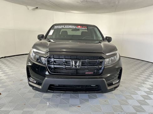Used 2025 Honda Ridgeline Sport image 3