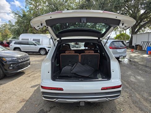 Used 2023 Audi Q7 2.0T Premium image 41