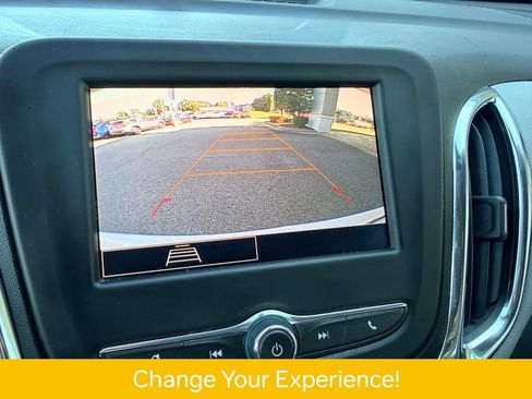 Used 2024 Chevrolet Equinox LS w/ LS Convenience Package FWD image 8