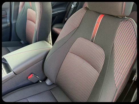 New 2026 Nissan Sentra SR FWD image 24