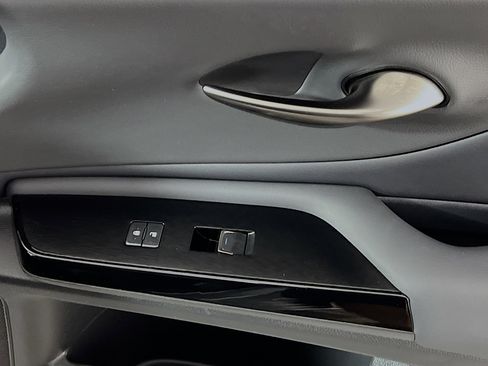 Used 2024 Lexus ES 350 w/ Premium Package image 32