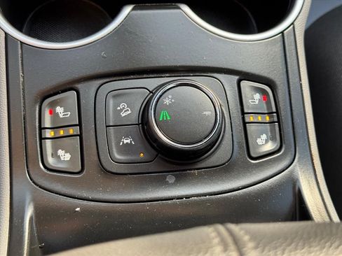 Used 2020 GMC Terrain SLT w/ Preferred Package image 20