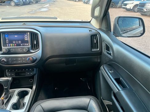 Used 2021 Chevrolet Colorado ZR2 image 23