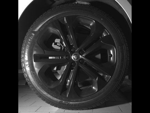 Used 2024 Jaguar F-PACE R-Dynamic S AWD/4WD image 11