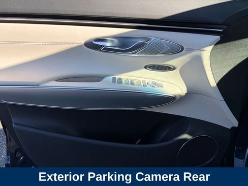 Used 2025 Genesis GV70 2.5T w/ Select Package image 12