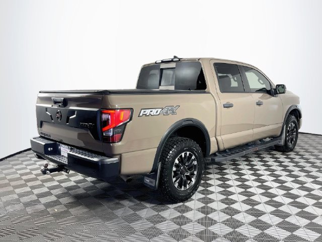 Used 2022 Nissan Titan PRO-4X w/ Pro-4x Convenience Package AWD/4WD image 8