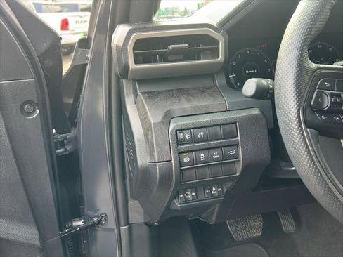 Certified 2024 Toyota Tacoma Limited w/ Limited Package (LT) image 17