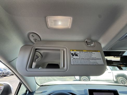 Used 2024 Toyota RAV4 XLE AWD/4WD image 29