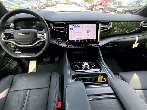 New 2026 Jeep Grand Wagoneer Summit AWD/4WD image 5