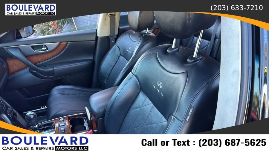 Used 2012 INFINITI FX35 AWD w/ Premium Pkg image 27