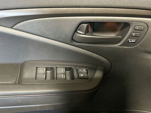 Used 2025 Honda Passport TrailSport image 18