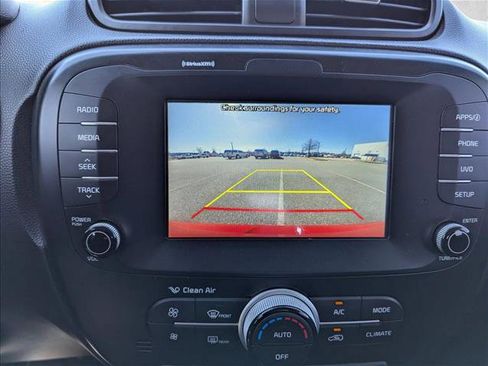 Used 2019 Kia Soul + FWD image 15