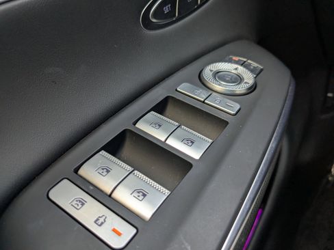 Used 2024 Genesis GV70 3.5T Sport image 20