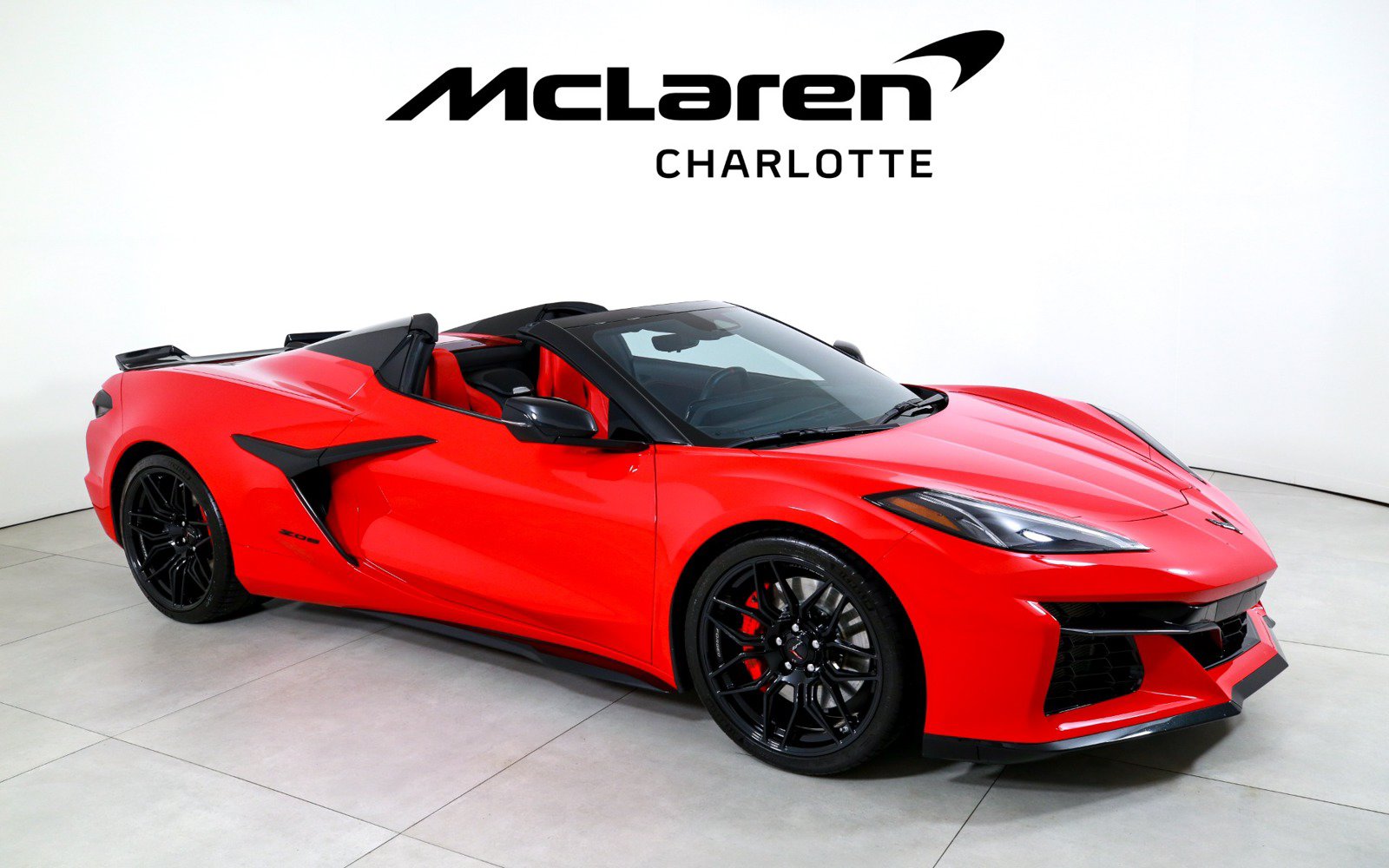 Used 2026 Chevrolet Corvette Z06 RWD image 2