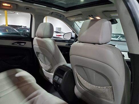Used 2015 Cadillac SRX Performance w/ Driver Awareness Package FWD image 22