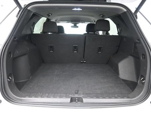 Used 2024 Chevrolet Equinox LT AWD/4WD image 26