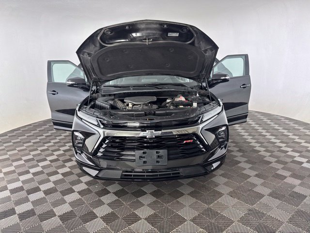 Used 2023 Chevrolet Blazer RS w/ Enhanced Convenience Package AWD/4WD image 11