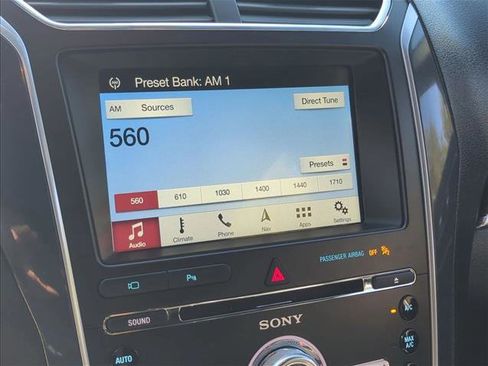 Used 2018 Ford Explorer Limited image 14