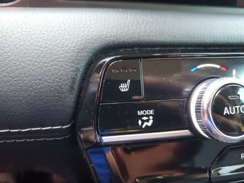 Used 2023 Honda Pilot Touring image 26