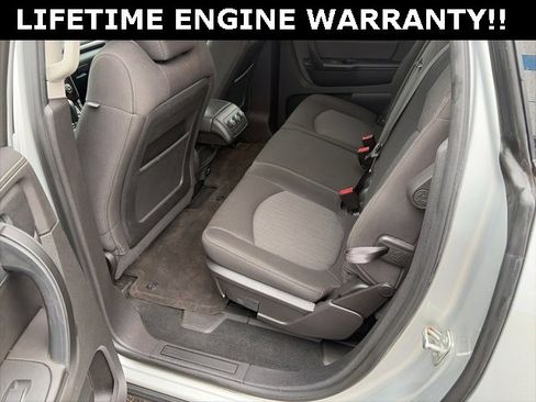 Used 2016 Chevrolet Traverse LT image 14