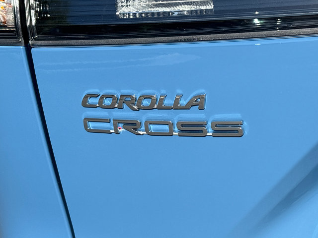 Certified 2026 Toyota Corolla Cross LE FWD image 10