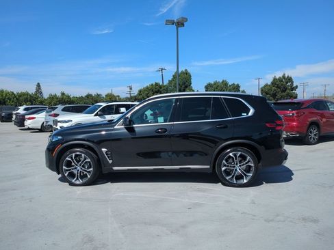 Used 2024 BMW X5 sDrive40i w/ Premium Package RWD image 9