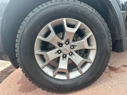 Used 2020 Nissan Frontier SV image 30