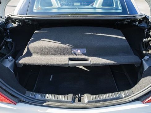 Used 2016 Mercedes-Benz SLK 300 image 9