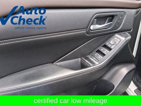 Certified 2023 Nissan Rogue SL w/ SL Premium Package AWD/4WD image 14