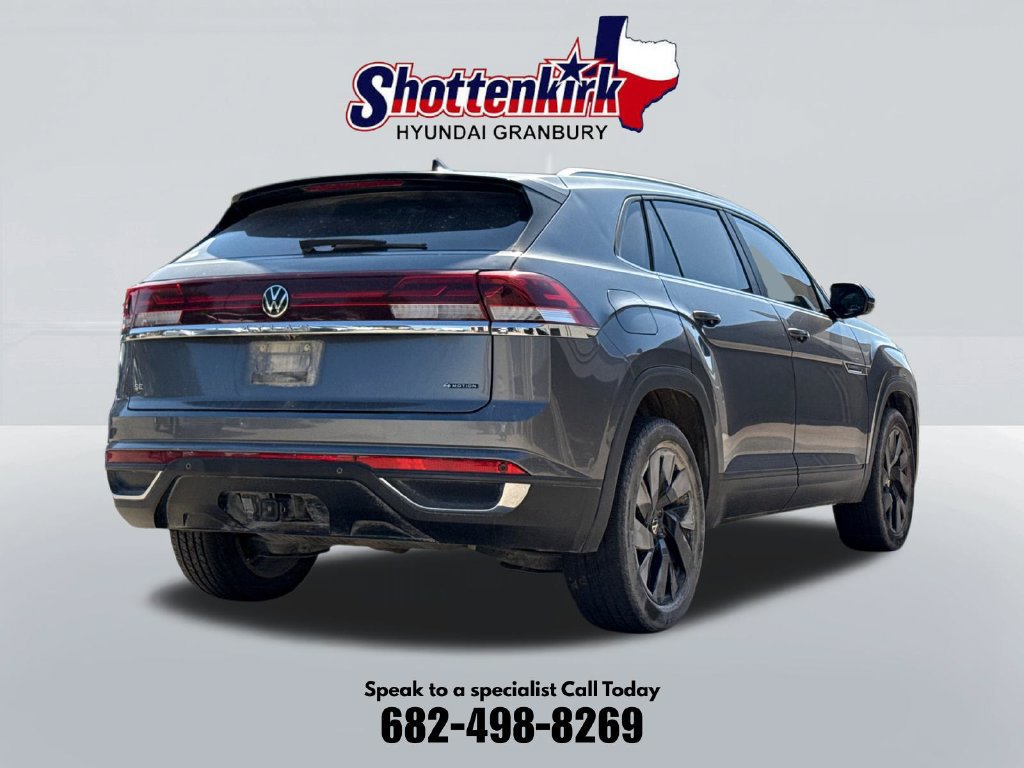 Used 2024 Volkswagen Atlas Cross Sport SE AWD/4WD image 5