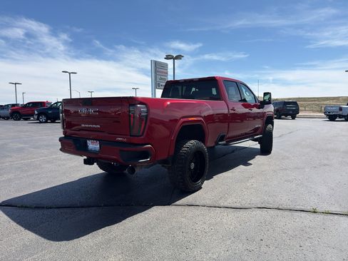 Used 2025 GMC Sierra 3500 AT4 w/ AT4 Premium Plus Package AWD/4WD image 5