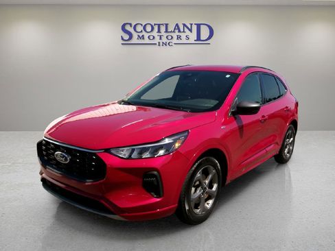 Used 2024 Ford Escape ST-Line image 2