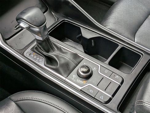 Certified 2023 Kia Sorento S w/ Panoramic Sunroof Package image 15