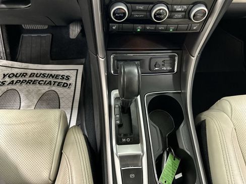 Used 2019 Subaru Ascent Limited AWD/4WD image 18