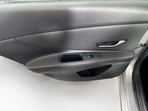 Used 2023 Hyundai Elantra Limited image 26