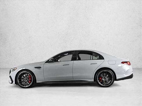 New 2026 Mercedes-Benz E 53 AMG e 4MATIC Sedan image 9