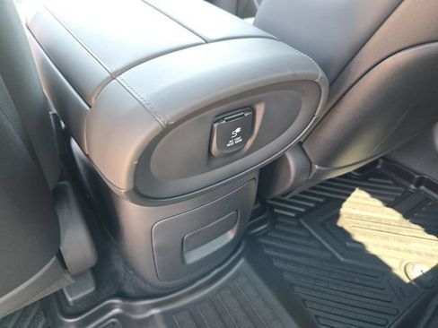 Used 2026 Hyundai Palisade Calligraphy FWD image 21