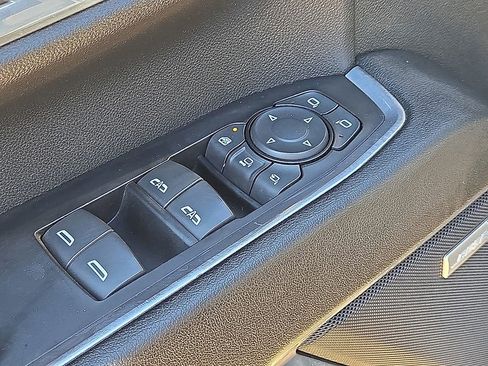 Used 2024 Chevrolet Silverado 3500 LTZ w/ LTZ Convenience Package image 21