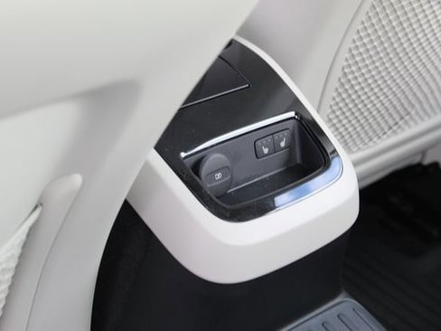 Certified 2024 Volvo S60 T8 Plus w/ Climate Package image 16