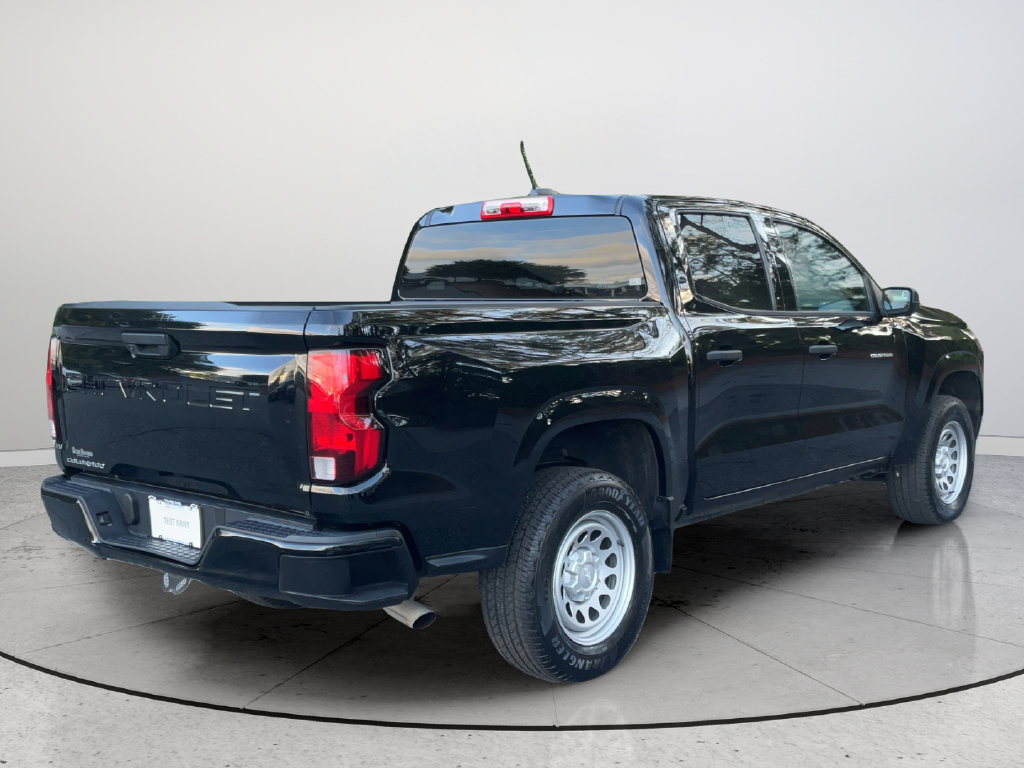 Used 2023 Chevrolet Colorado W/T RWD image 8