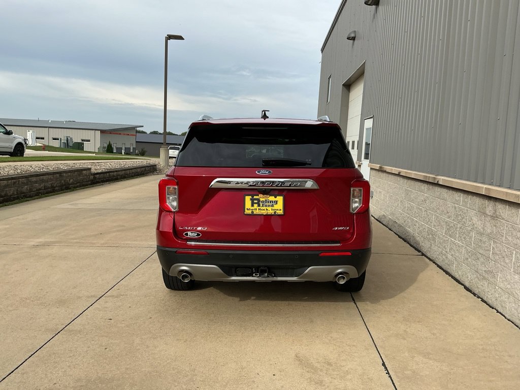 Used 2024 Ford Explorer Limited w/ Limited Technology Package AWD/4WD image 5