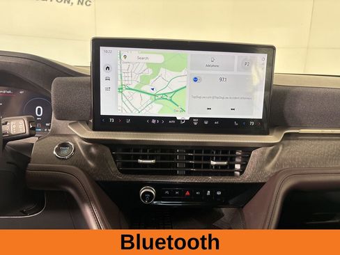 Used 2025 Ford Explorer Platinum w/ LUX Leather Package image 13