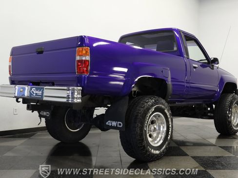 Used 1987 Toyota Pickup 4x4 Regular Cab image 25