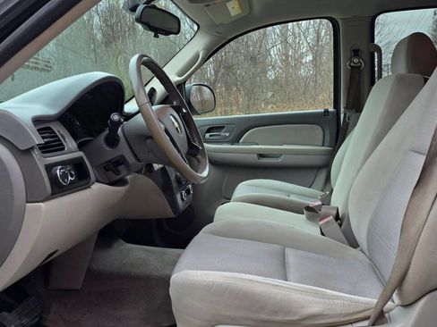 Used 2009 Chevrolet Tahoe LS image 9