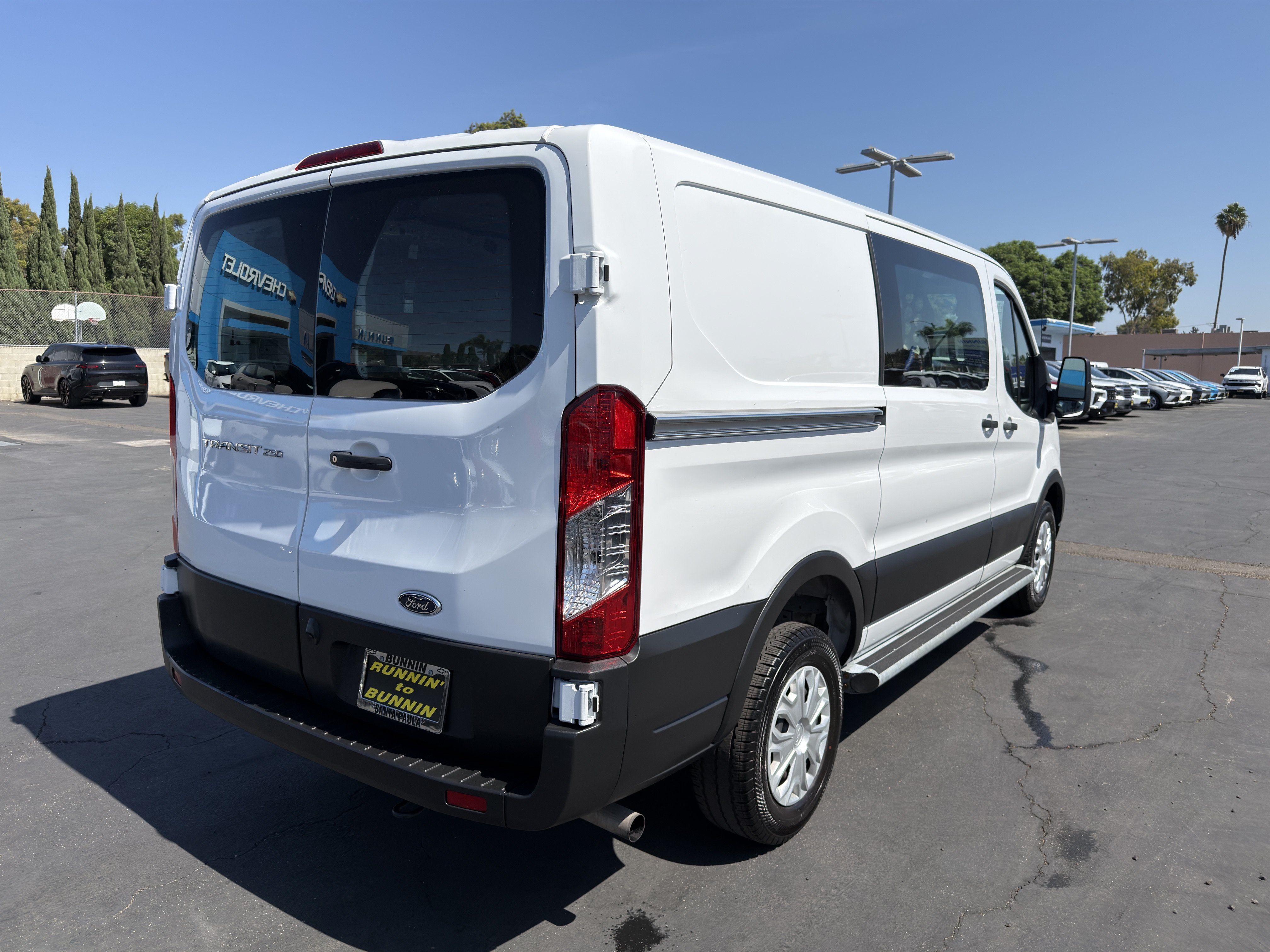 Used 2025 Ford Transit 250 Low Roof w/ Exterior Upgrade Package RWD image 8
