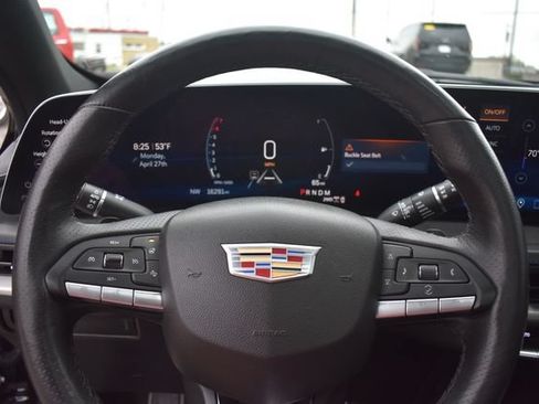 Used 2024 Cadillac XT4 Sport w/ Technology Package AWD/4WD image 29