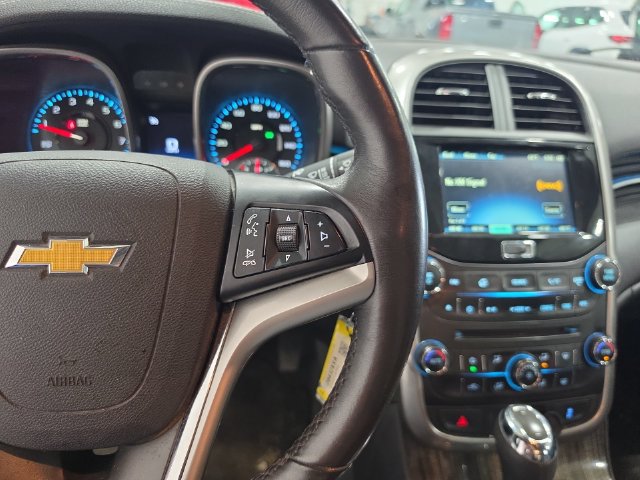 Used 2015 Chevrolet Malibu LT FWD image 12