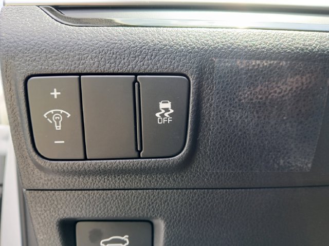 New 2026 Kia K5 LXS FWD image 34