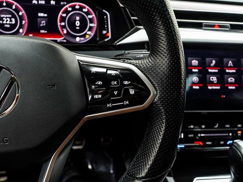 Used 2023 Volkswagen Arteon SEL image 33