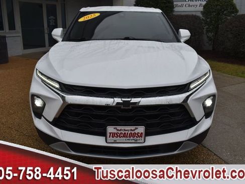 Used 2025 Chevrolet Blazer LT image 4